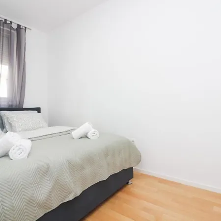 Tesla Appartement